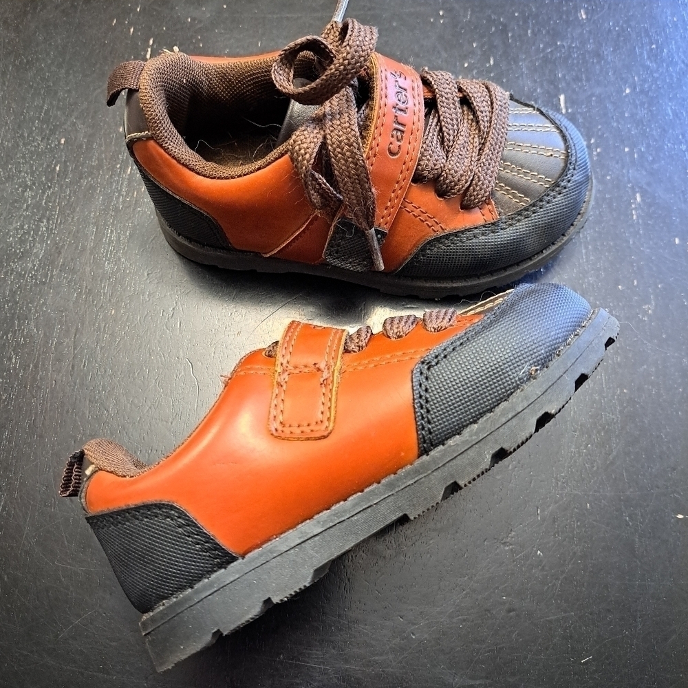 Carter's Toddler Boy's Benelli Sneakers    Size 8